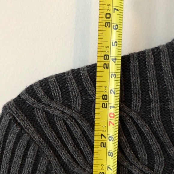 Eddie Bauer Long Cable Knit Zipper Thumbholes XS - Picture 5 of 7